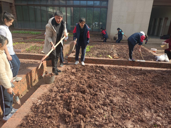 重庆市两江巴蜀中学