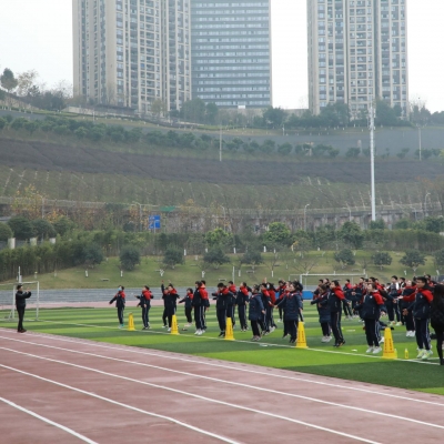 趣享运动，助力初三——两江巴蜀中学初2022届师生趣味运动会